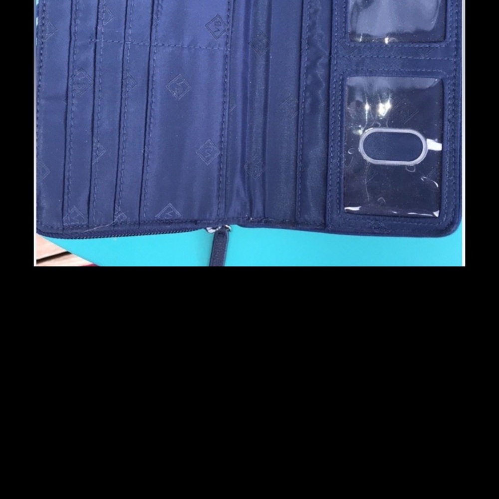 Vera Bradley Euc Bundle 2 Pieces - image 3